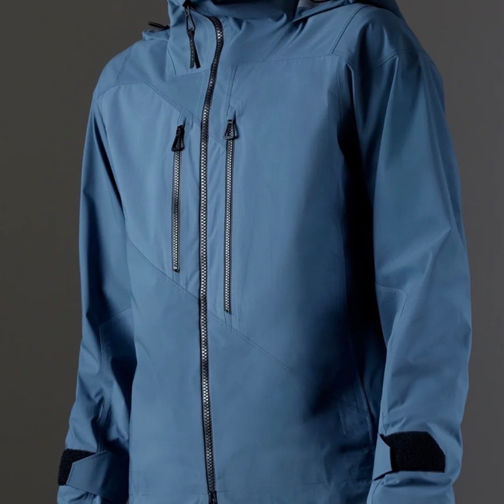 Aether Maverick Snow Shell Jacket - Picture 9 of 12